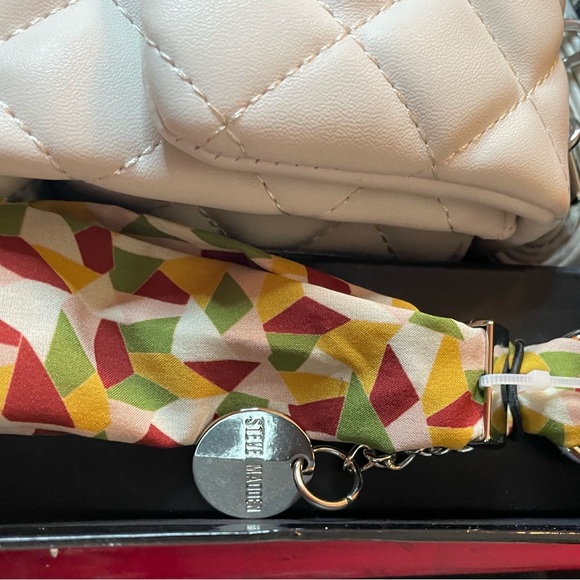 NWT Steve Madden crossbody & scarf gift set - Picture 4 of 4